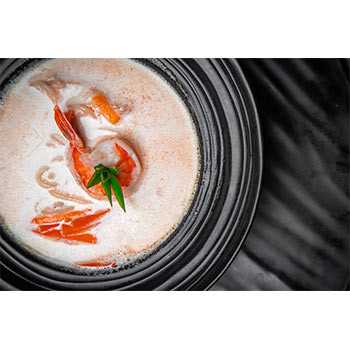 Сливочный суп с морепродуктами TaSushi