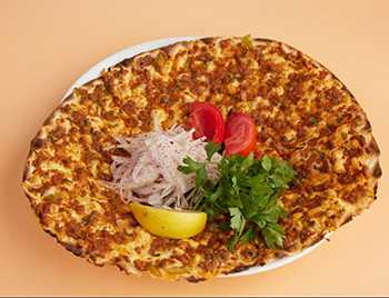 Лахмаджун Afiyet Doner Kebab