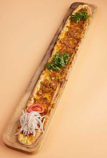 Пиде с мясом Afiyet Doner Kebab