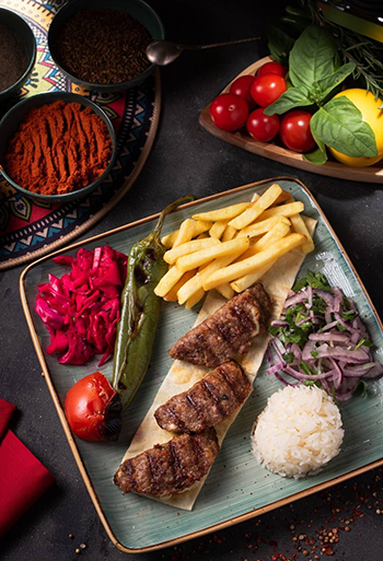 Котлета фаршированная с сыром Donerevi Turkish Restaurant