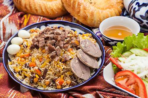 Плов с казы и перепелиным яйцом XON OSIYO milliy restoran