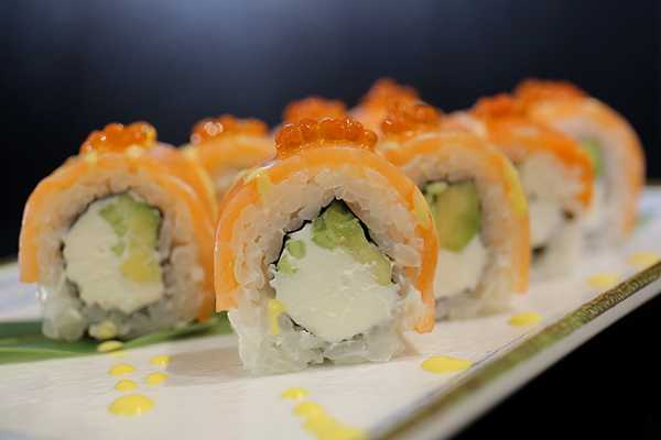 Роллы Филадельфия с лососем Like Sushi