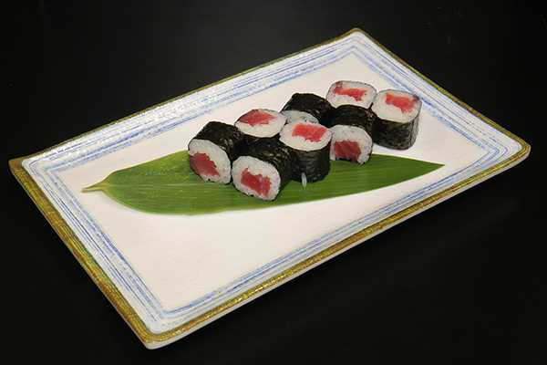 Маки ролл с тунцом Like Sushi