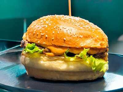 Гамбургер Brothers burger (г. Нукус)