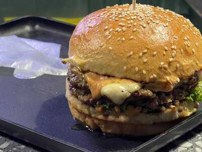 Дабл Чизбургер Brothers burger (г. Нукус)