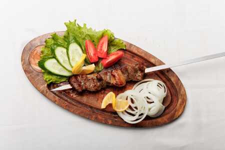 Говяжий кусковой, 100гр. Qaldirg'och Premium