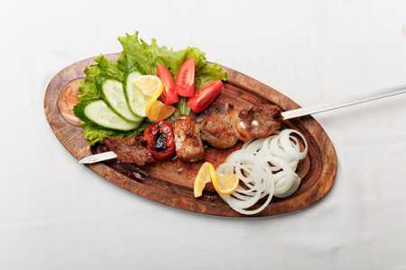 Кусковой из баранины, 150гр. Qaldirg'och Premium