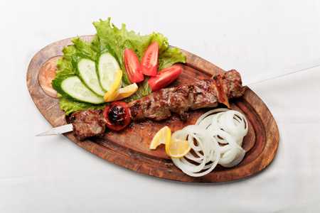 Говяжий кусковой шашлык Qaldirg'och Premium