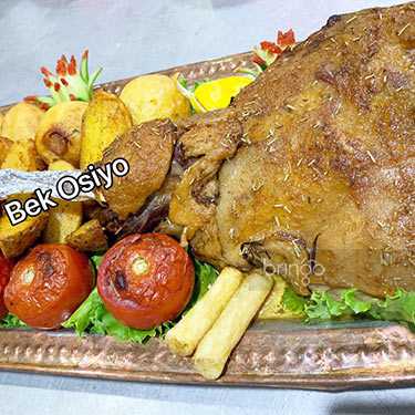 Бутун куй кули, гарнир билан Bek Osiyo Milliy va Uyg'ur taomlari