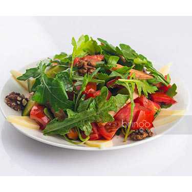 Салат с рукколой (Salad with arugula) Pizza Moscow